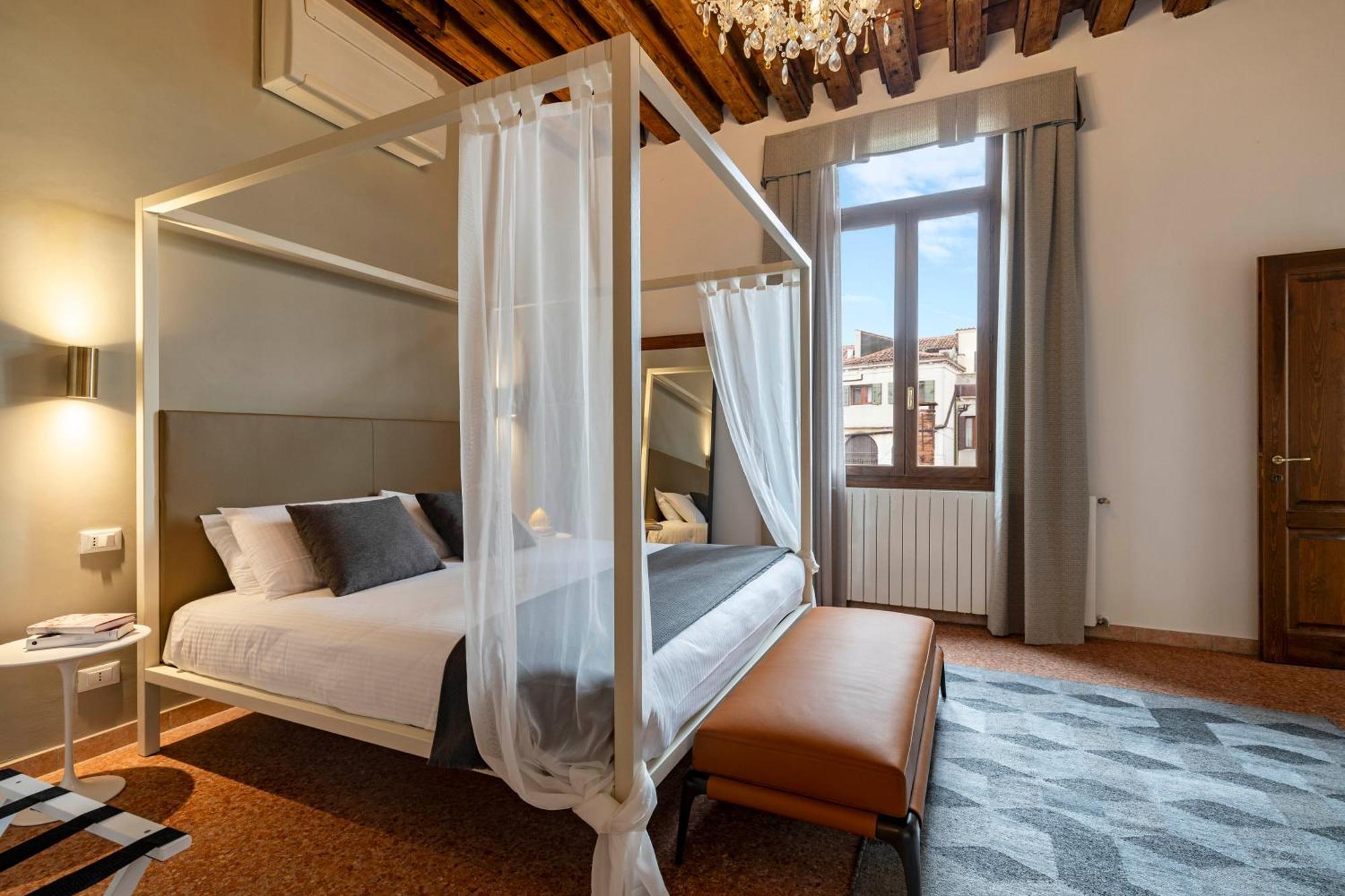 Vivaldi Suites R&R Venice Exterior photo