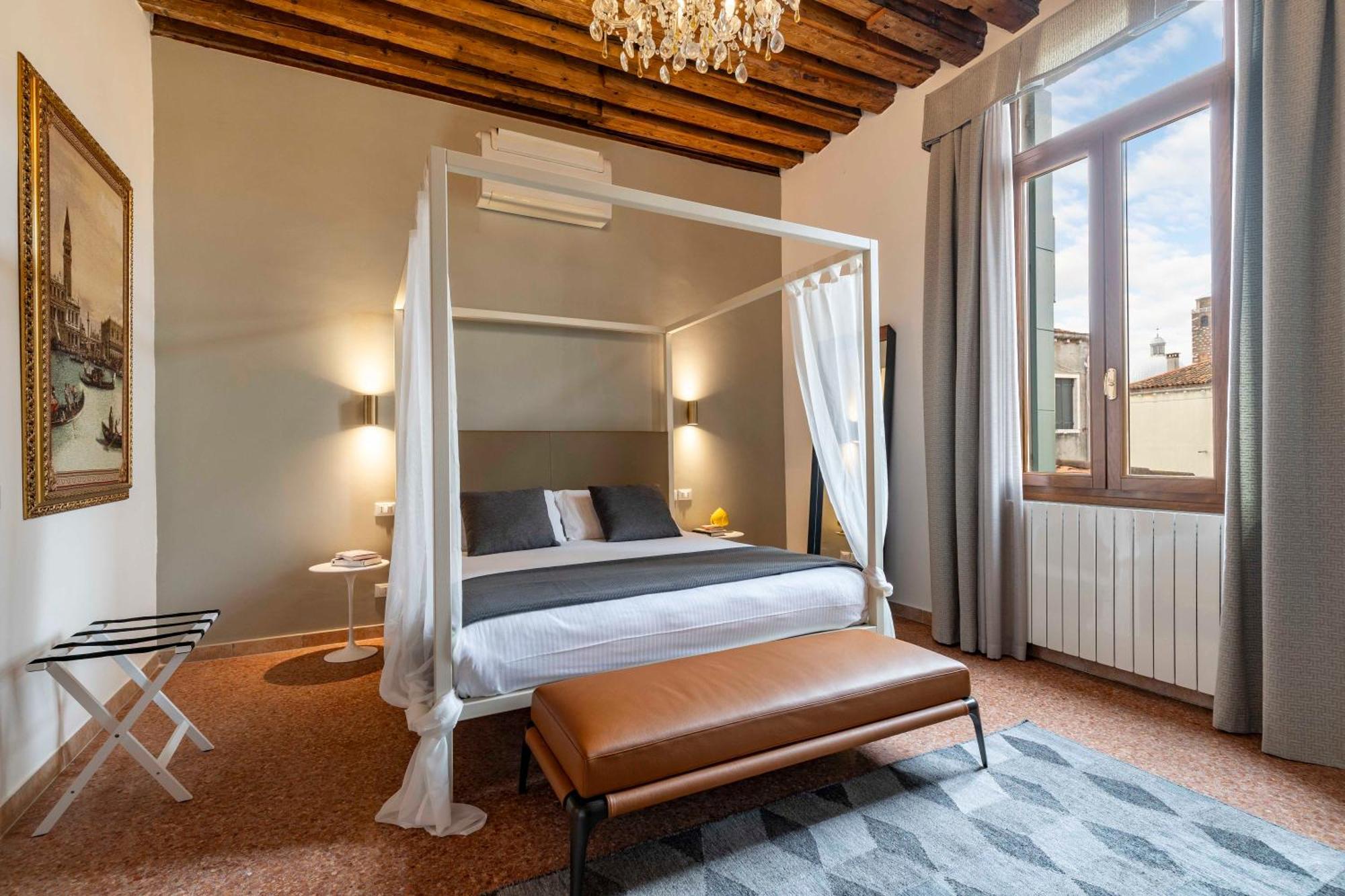 Vivaldi Suites R&R Venice Exterior photo