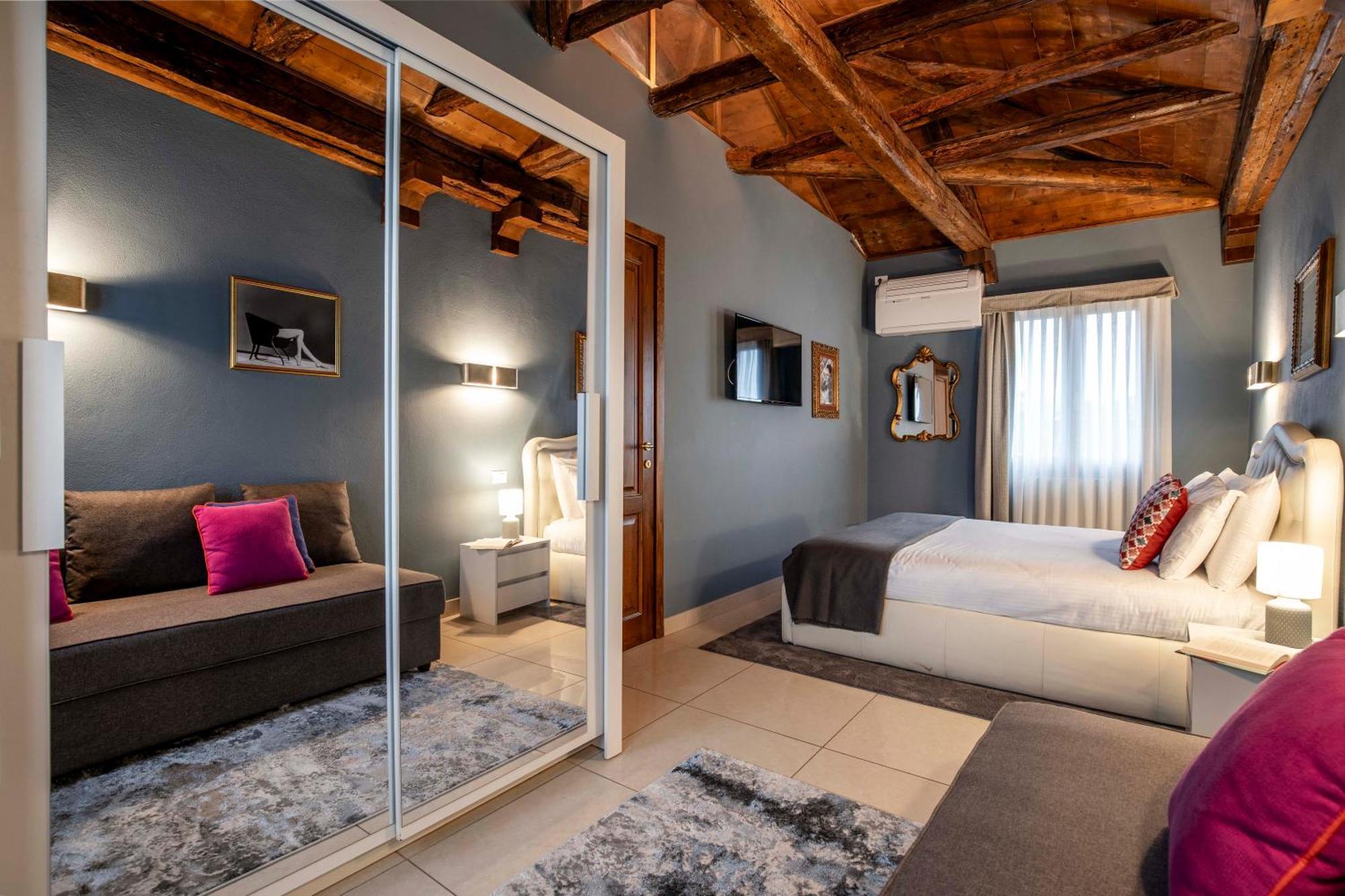Vivaldi Suites R&R Venice Exterior photo